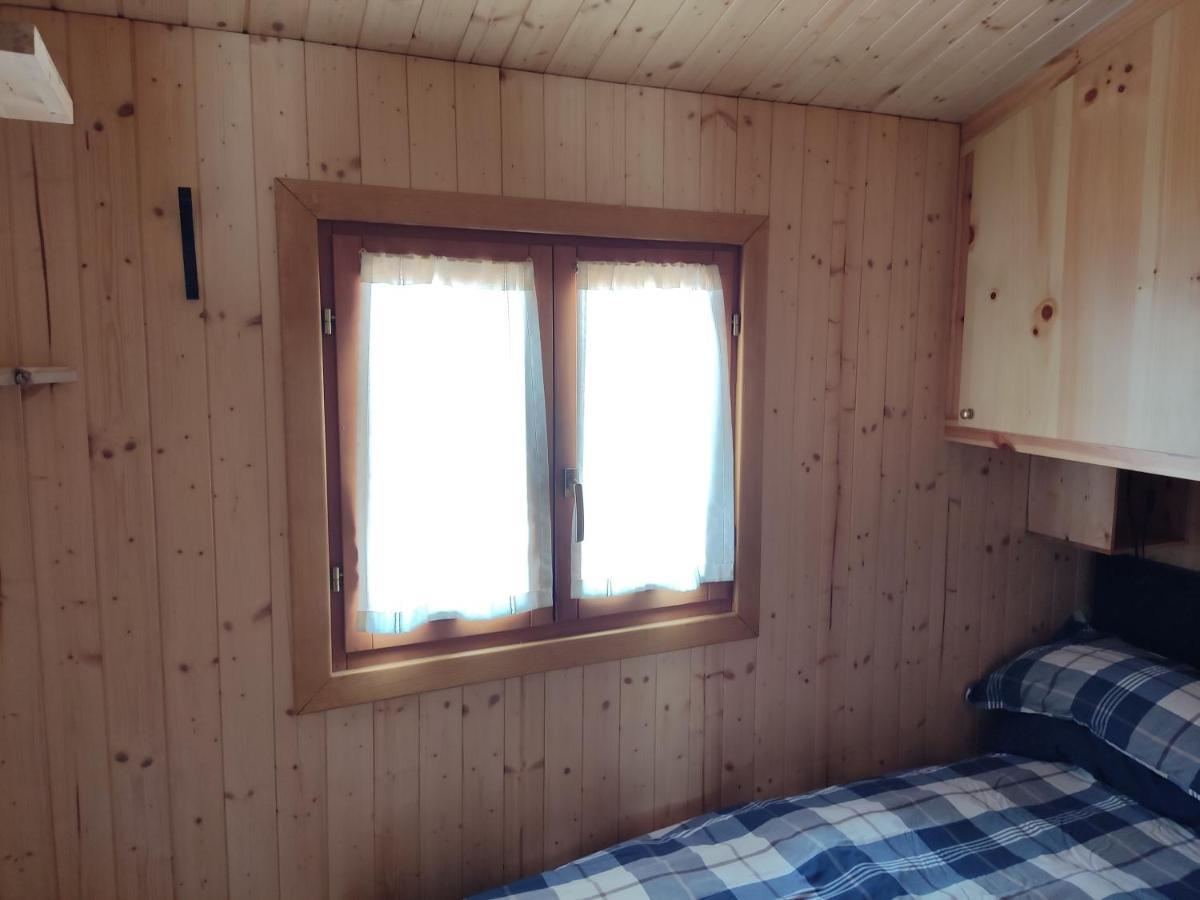 Chalet Del Sorriso Villa Клавиере Екстериор снимка